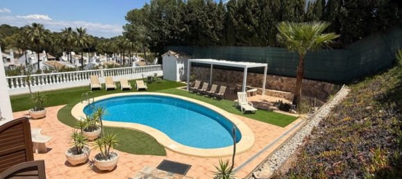 4 bedrooms Villa in Alicante, Spain No. 184717 26
