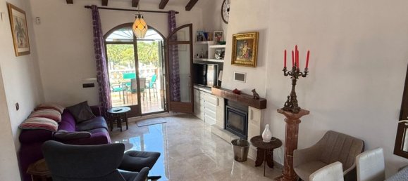 4 bedrooms Villa in Alicante, Spain No. 184717 5