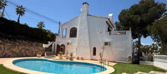 4 bedrooms Villa in Alicante, Spain No. 184717 9