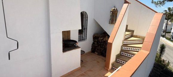 4 bedrooms Villa in Alicante, Spain No. 184717 39