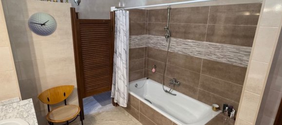 4 bedrooms Villa in Alicante, Spain No. 184717 18