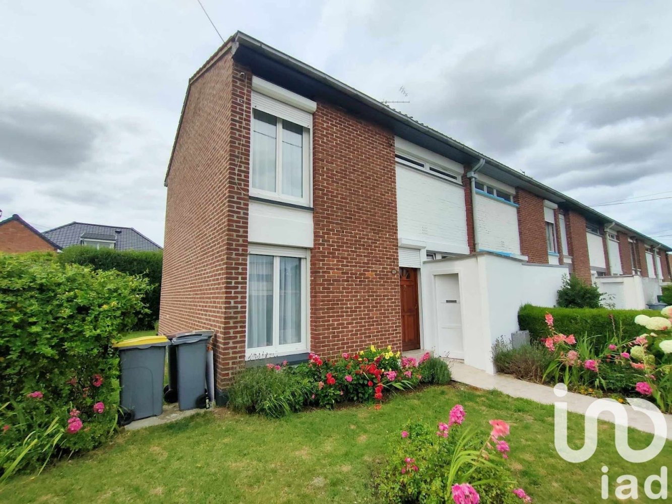 3 bedrooms House in Allennes-les-Marais, France No. 263177