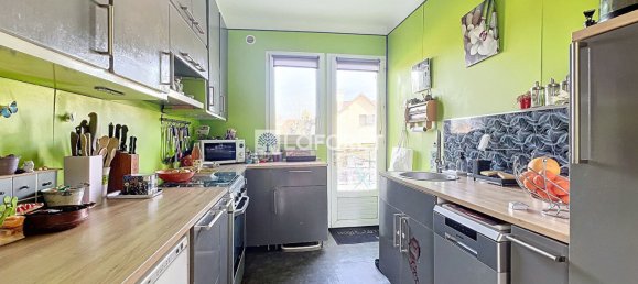 Casa T3 em Saint-Cyr-l'Ecole, France N.º 164094 7