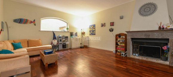 3 rooms Apartment in Gargnano, Italy No. 231721 3