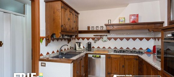 Villa de 5 dormitorios en Lainate, Italy No. 360754 43