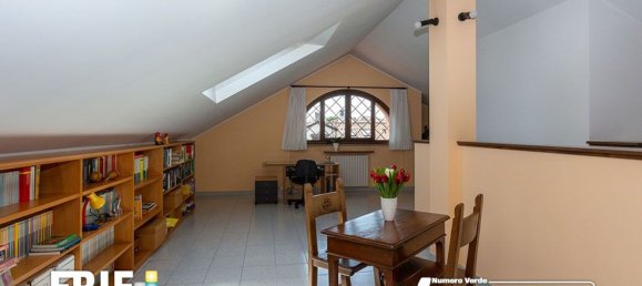 Villa de 5 dormitorios en Lainate, Italy No. 360754 11