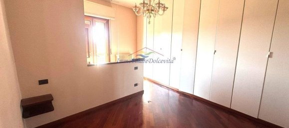 2 bedrooms Apartment in Florence, Italy No. 324463 10