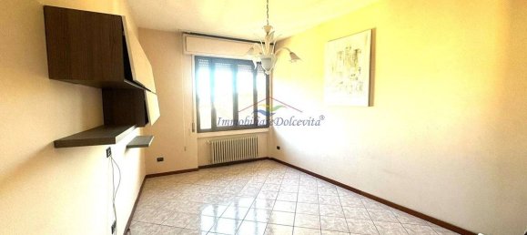 2 bedrooms Apartment in Florence, Italy No. 324463 2