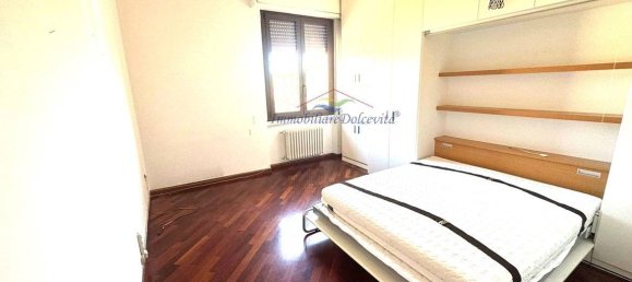 2 bedrooms Apartment in Florence, Italy No. 324463 5
