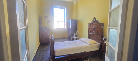 Apartamento de 4 dormitorios en Genoa, Italy No. 378078 8