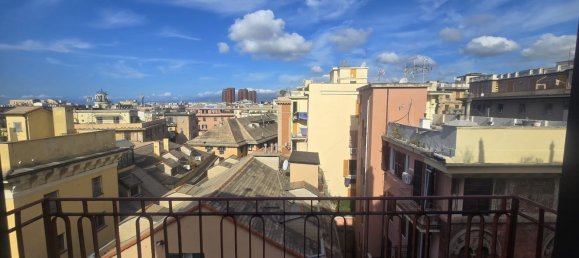 Apartamento de 4 dormitorios en Genoa, Italy No. 378078 12