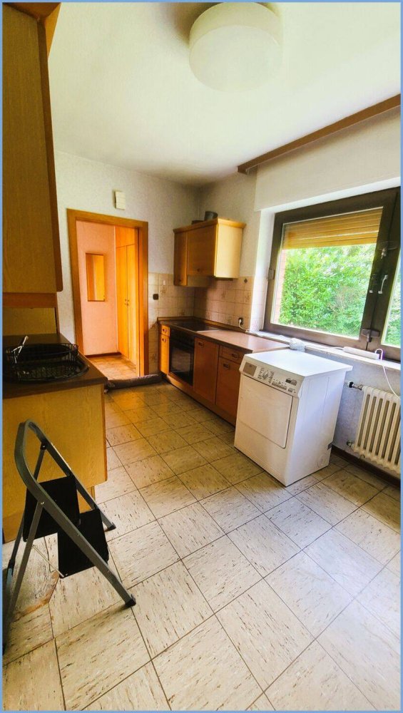 Adosado de 4 dormitorios en Duren, Germany No. 361101