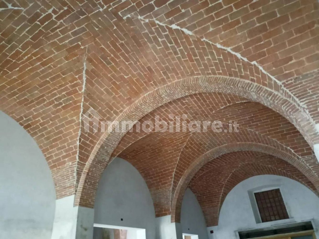 15 bedrooms House in Cascina, Italy No. 183002