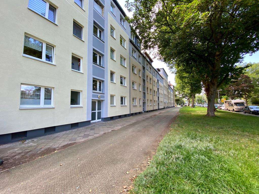 Apartamento de 2 habitaciónes en Dusseldorf, Germany No. 9553