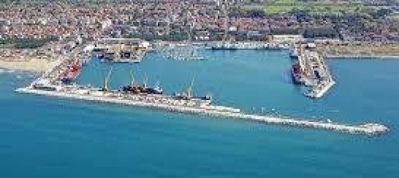 3 bedrooms Villa in Carrara, Italy No. 50903 23