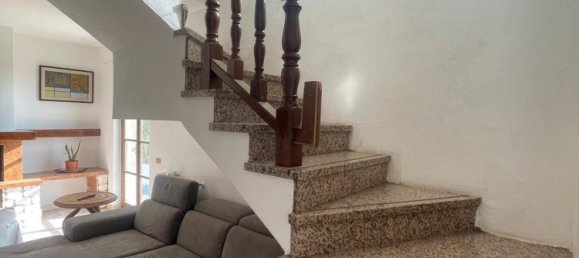 3 bedrooms Villa in Carrara, Italy No. 50903 11