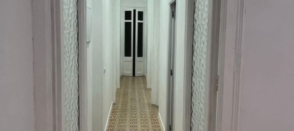 3 bedrooms Apartment in Barcelona, Spain No. 175138 9