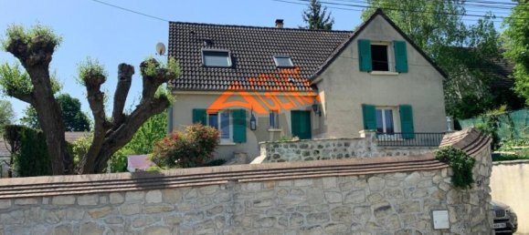 Дом с 5 спальнями в Люзарш, Франция № 324181 2