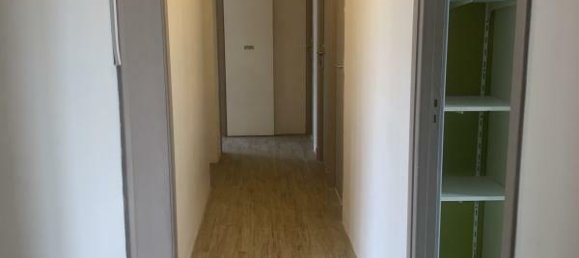 2 bedrooms Apartment in Lille, France No. 63046 10
