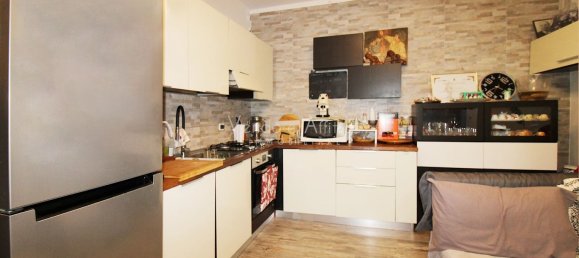 3-salle Appartement à San Salvo, Italy No. 219906 2