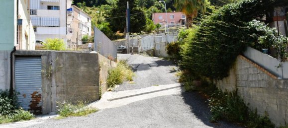 1 room Garage in Paola, Italy No. 283723 2