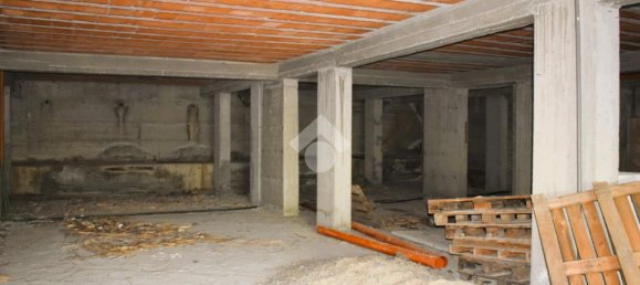 1 room Garage in Paola, Italy No. 283723 6