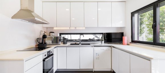 Casa de 3 dormitorios en Colares, Portugal No. 135117 10