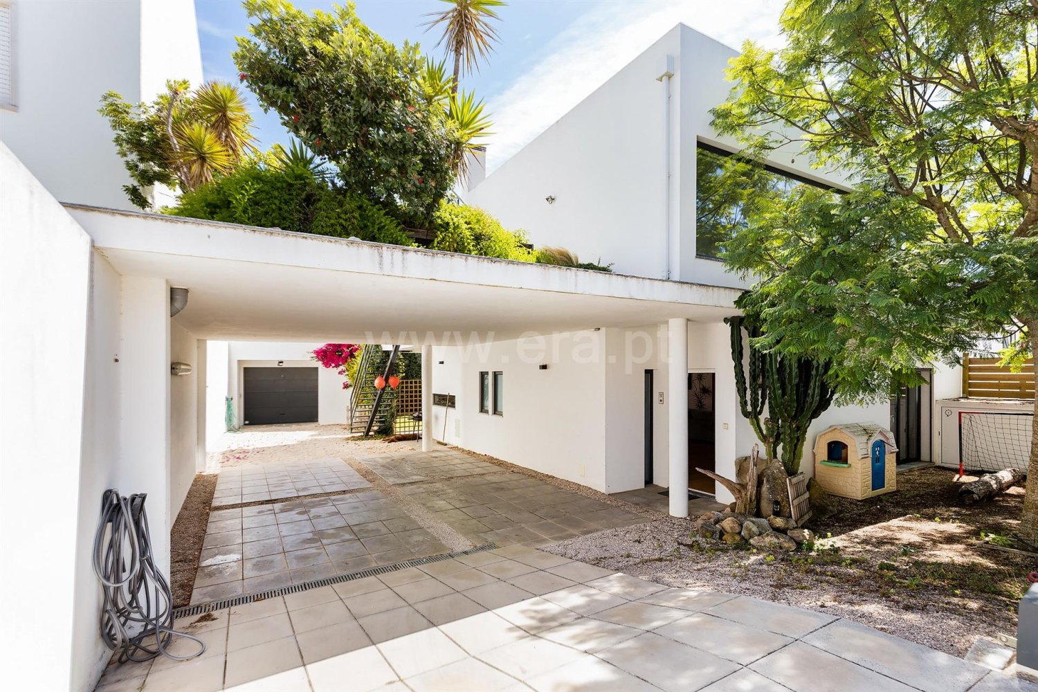 Casa de 3 dormitorios en Colares, Portugal No. 135117