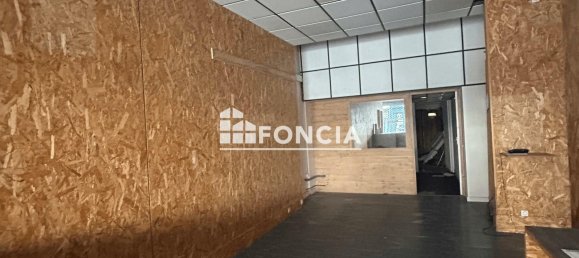 85m² Commercial property in Caen, France No. 355010 7