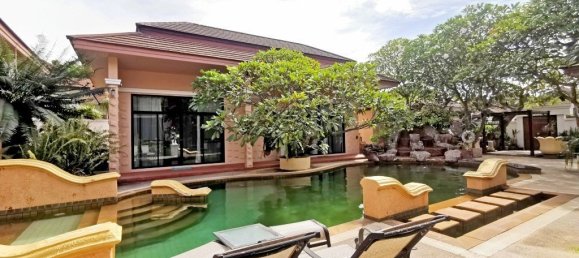 3 bedrooms Cafe / restaurant in Pattaya, Thailand No. 3305 3