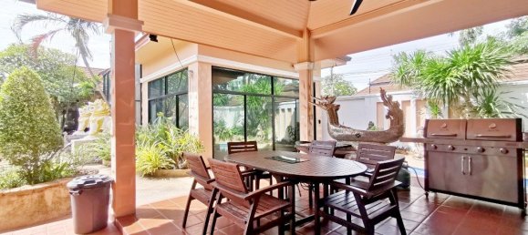 3 bedrooms Cafe / restaurant in Pattaya, Thailand No. 3305 7