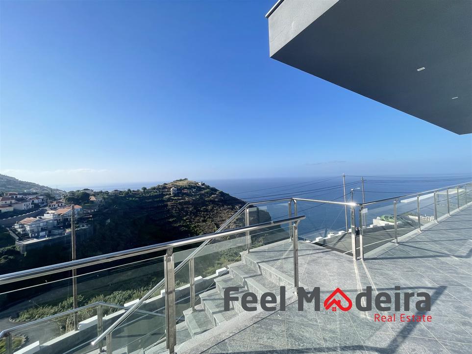 3 bedrooms House in Ribeira Brava, Portugal No. 224526