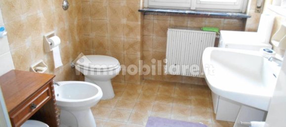 3 bedrooms Apartment in Carugo, Italy No. 310257 13