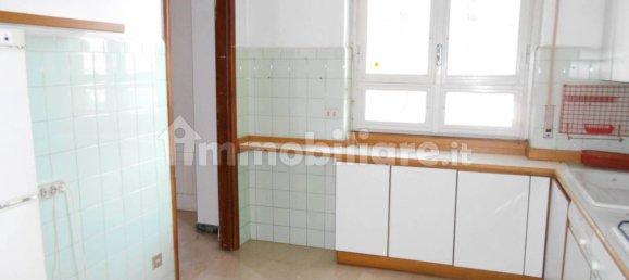 3 bedrooms Apartment in Carugo, Italy No. 310257 10
