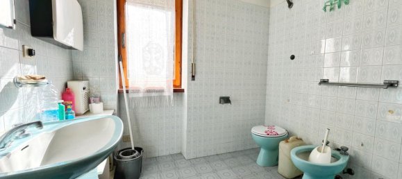 4 bedrooms Apartment in Montefiascone, Italy No. 381777 12