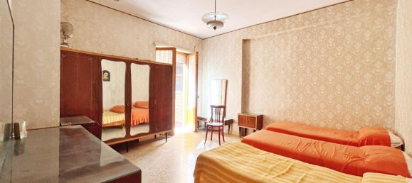 4 bedrooms Apartment in Montefiascone, Italy No. 381777 10