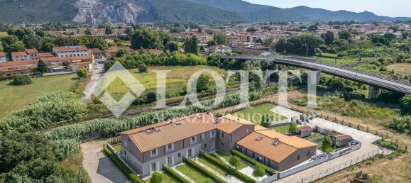 2 bedrooms House in Cascina, Italy No. 269079 3