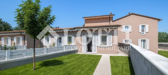 2 bedrooms House in Cascina, Italy No. 269079 6