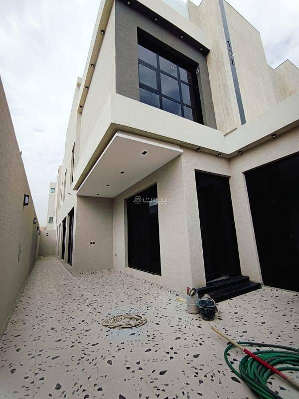 5 bedrooms Villa in Riyadh, Saudi Arabia No. 463