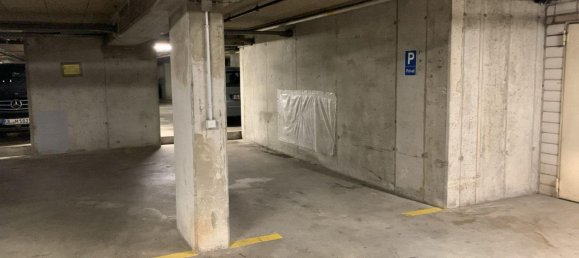 Parkplatz in Ulm, Germany, Nr. 359761 4