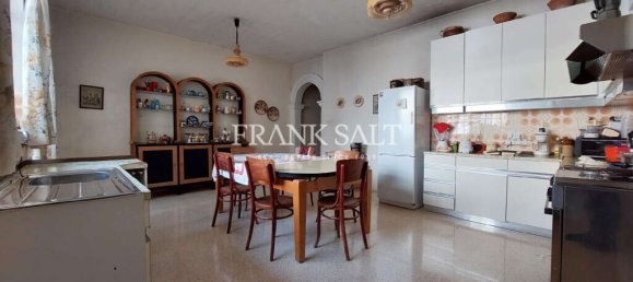 منزل في Qormi, Malta 172متر مربع رقم 263 5