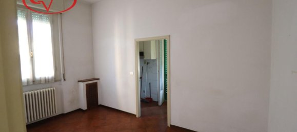 3 rooms Apartment in Montevarchi, Italy No. 238995 7