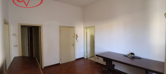 3 rooms Apartment in Montevarchi, Italy No. 238995 4