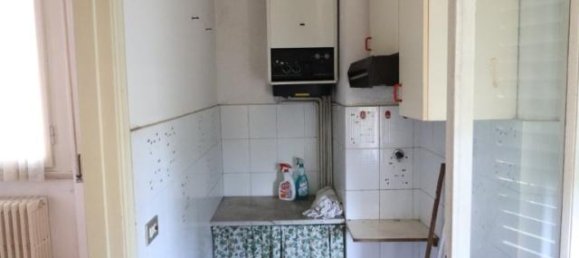 3 rooms Apartment in Montevarchi, Italy No. 238995 10