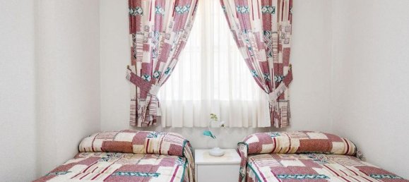 Bungalow de 2 dormitorios en Alicante, Spain No. 178134 11