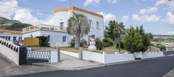 4 bedrooms House in Vila Franca do Campo, Portugal No. 185569 2