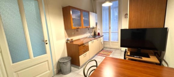 3 bedrooms Apartment in Turin, Italy No. 370868 15