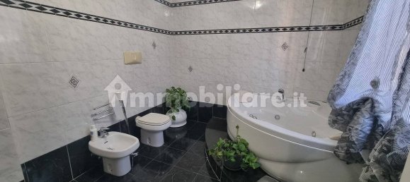 3 Schlafzimmer Wohnung in Limbiate, Italy, Nr. 341499 27