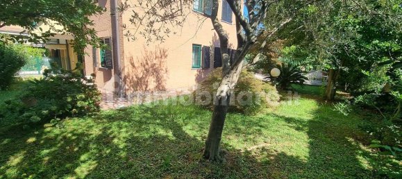 3 Schlafzimmer Wohnung in Limbiate, Italy, Nr. 341499 31