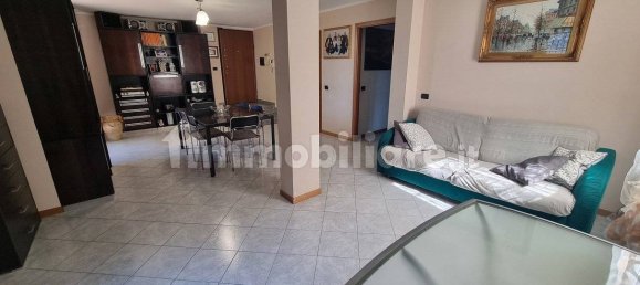 3 Schlafzimmer Wohnung in Limbiate, Italy, Nr. 341499 5